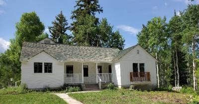 Exterior of the Lodge building