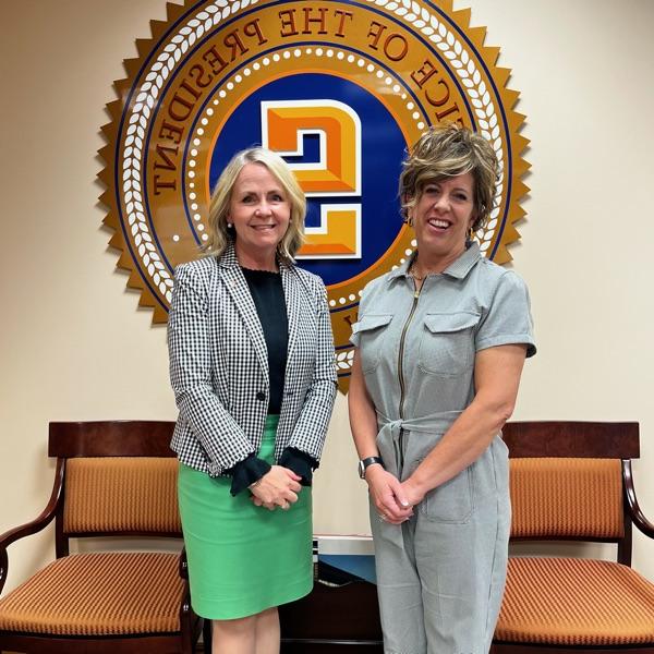 Alumni Council President Melissa Lowry Judy with Snow College President Stacee Yardley McIff